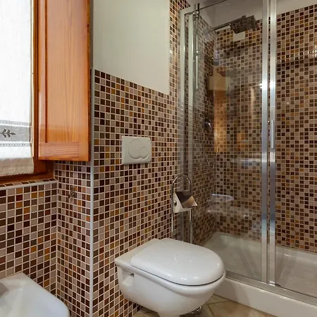 Nonno Efisio Old Town Апартаменты