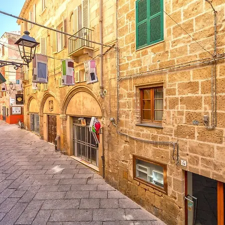 Nonno Efisio Old Town شقة *